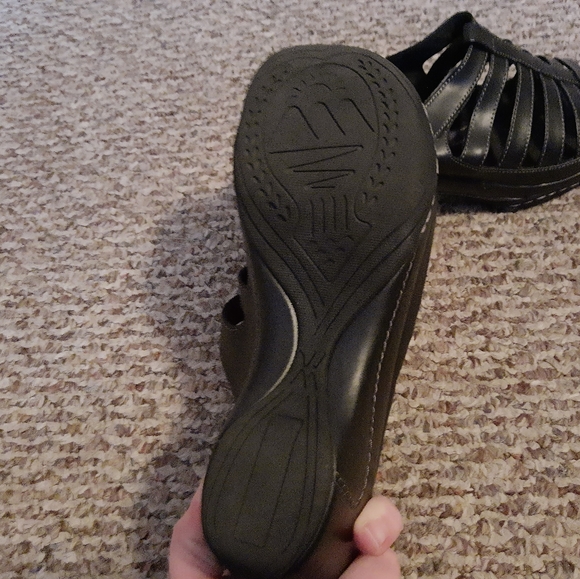 🍎 2 pairs Rialto slip on sandals - Picture 6 of 6